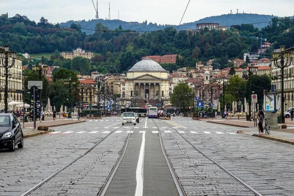 Moving prices in Turin